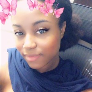 Meet your Posher, Keiajuan